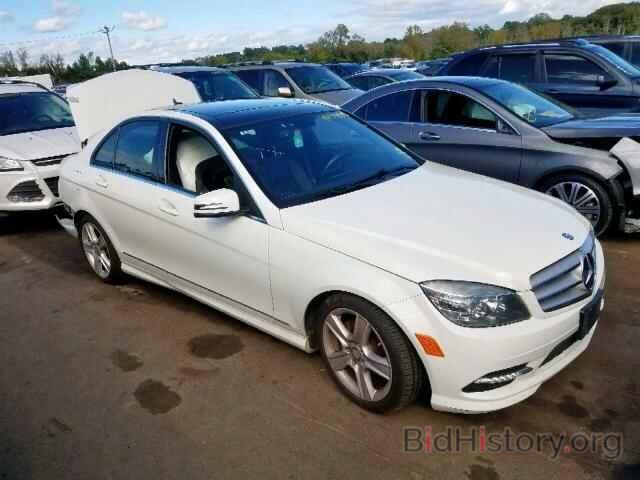 Photo WDDGF8BB9BF645407 - MERCEDES-BENZ C CLASS 2011