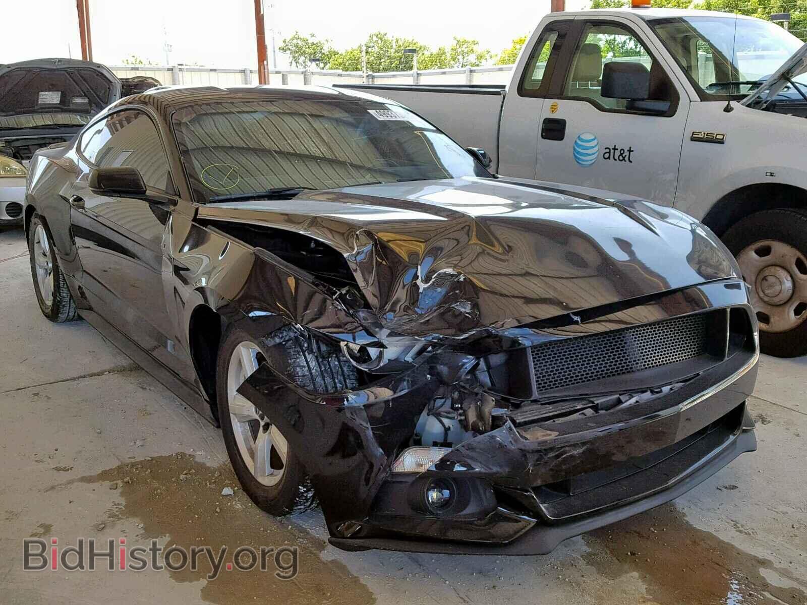 Photo 1FA6P8TH3F5429575 - FORD MUSTANG 2015