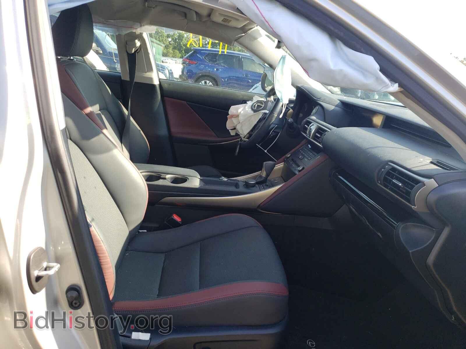 2019 LEXUS IS - VIN: JTHBA1D23K5090000 - Фото 5
