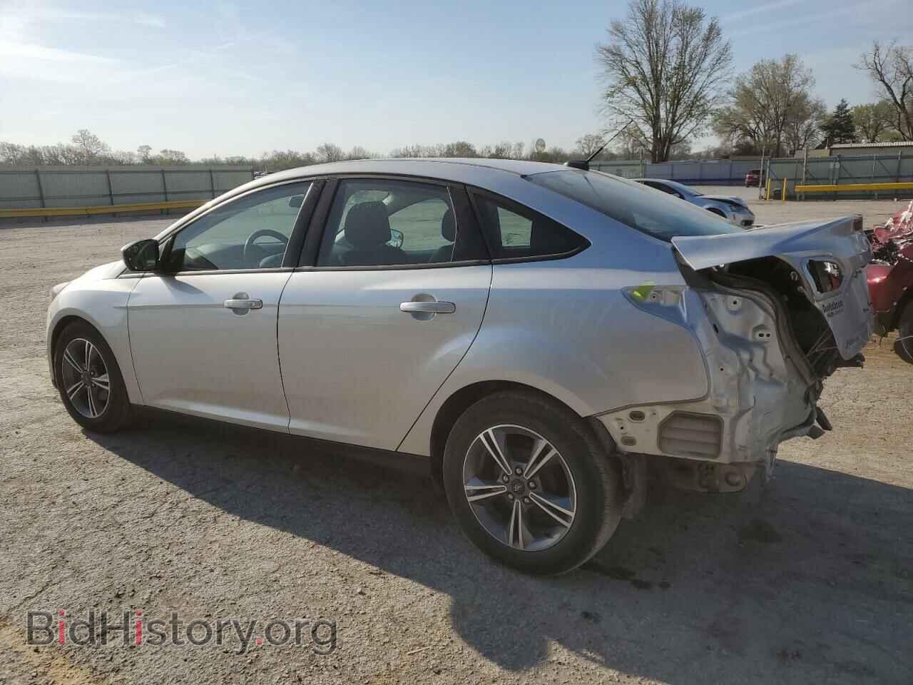 2018 FORD FOCUS - VIN: 1FADP3F27JL303497 - Photo 2