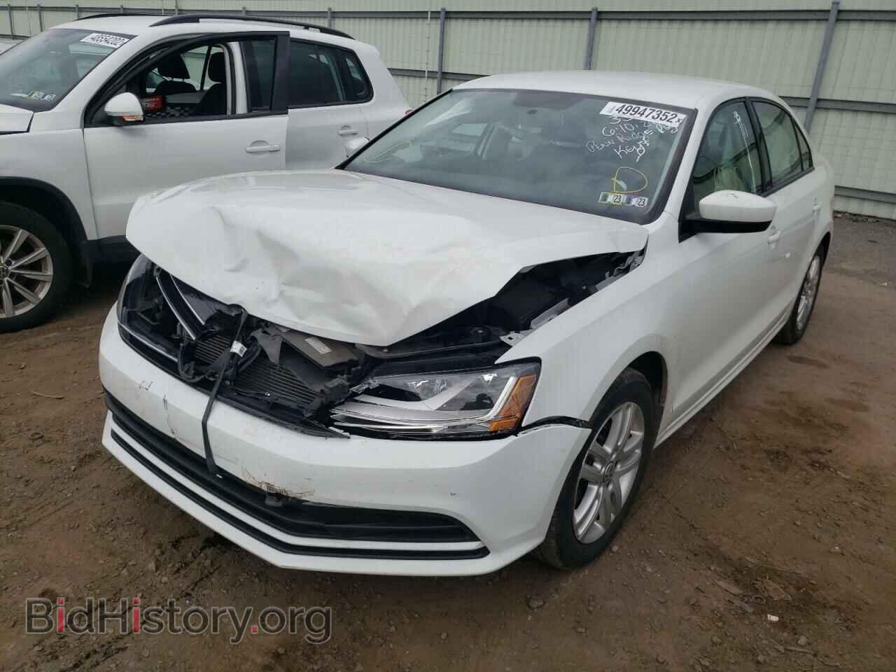 2018 VOLKSWAGEN JETTA - VIN: 3VW2B7AJ4JM256897 - Фото 2