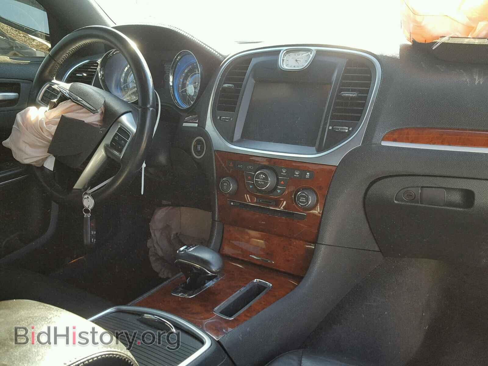 2012 CHRYSLER 300 - VIN: 2C3CCACG7CH250388 - Фото 9