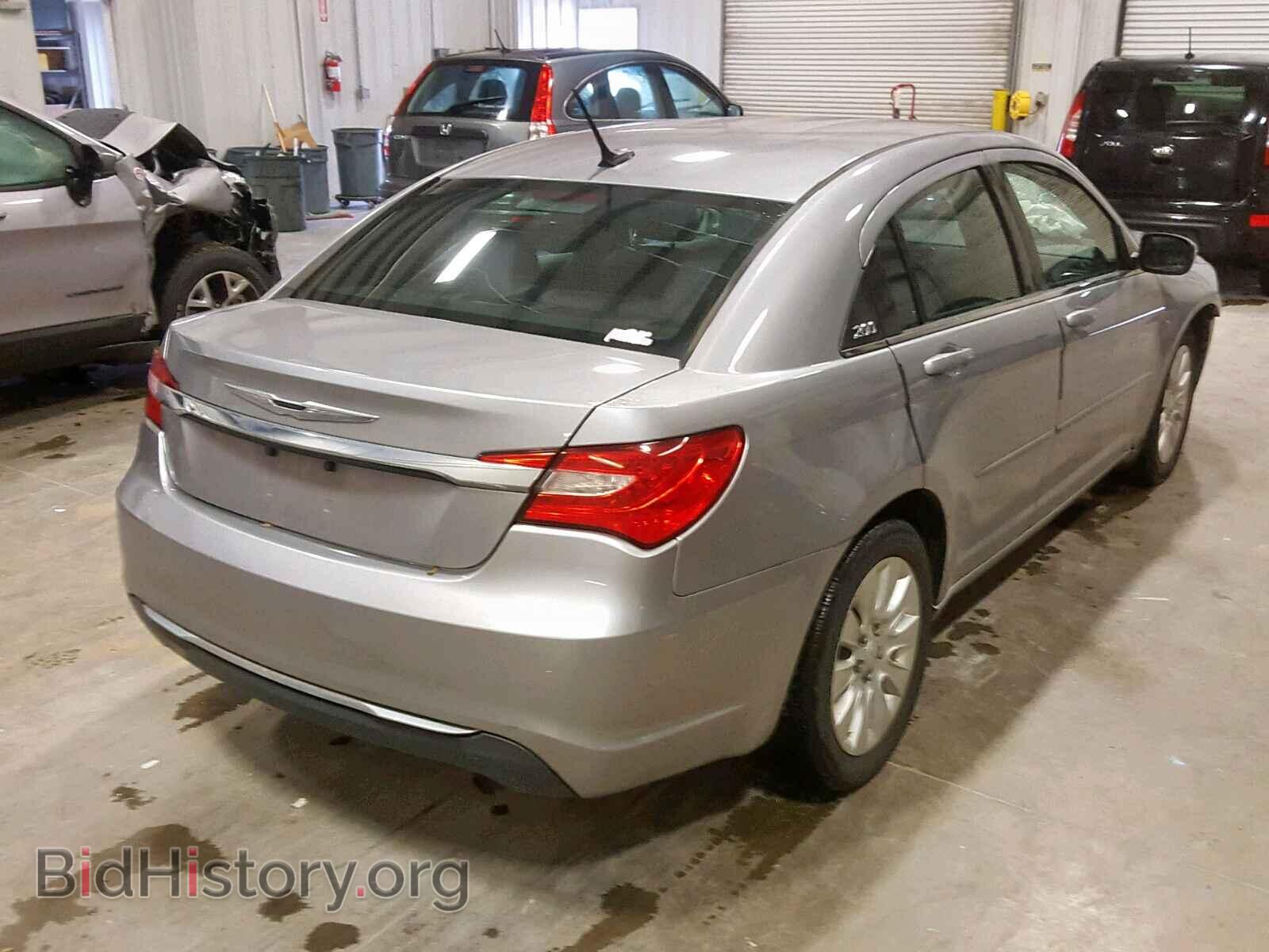 2013 CHRYSLER 200 - VIN: 1C3CCBAB9DN568714 - Фото 4