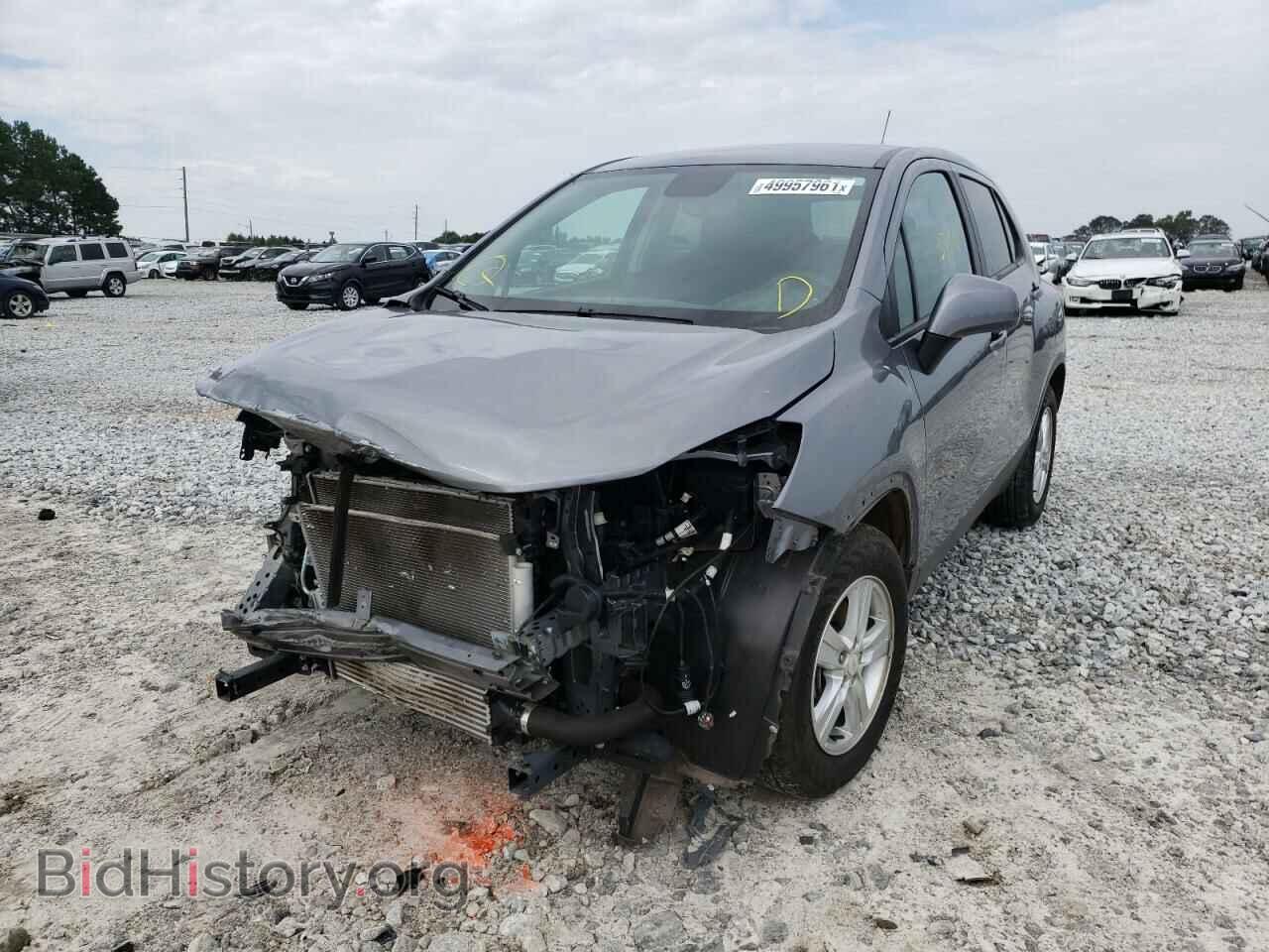 2020 CHEVROLET TRAX - VIN: 3GNCJKSB2LL184604 - Фото 2