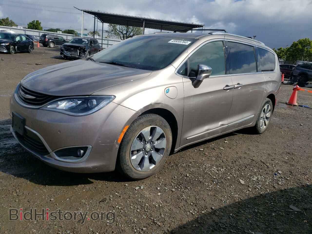 Фотография 2C4RC1N72JR213517 - CHRYSLER PACIFICA 2018