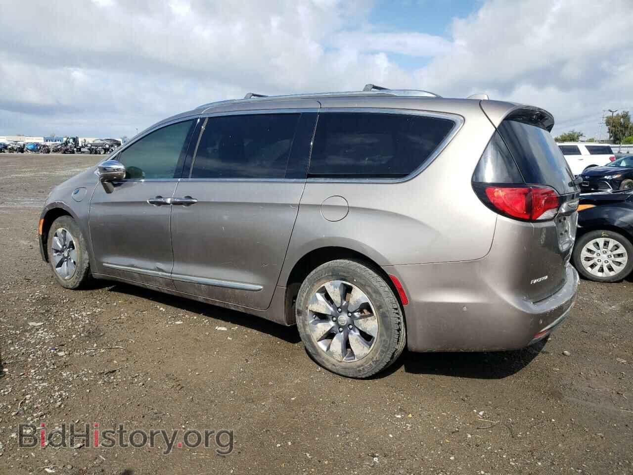 2018 CHRYSLER PACIFICA - VIN: 2C4RC1N72JR213517 - Фото 2
