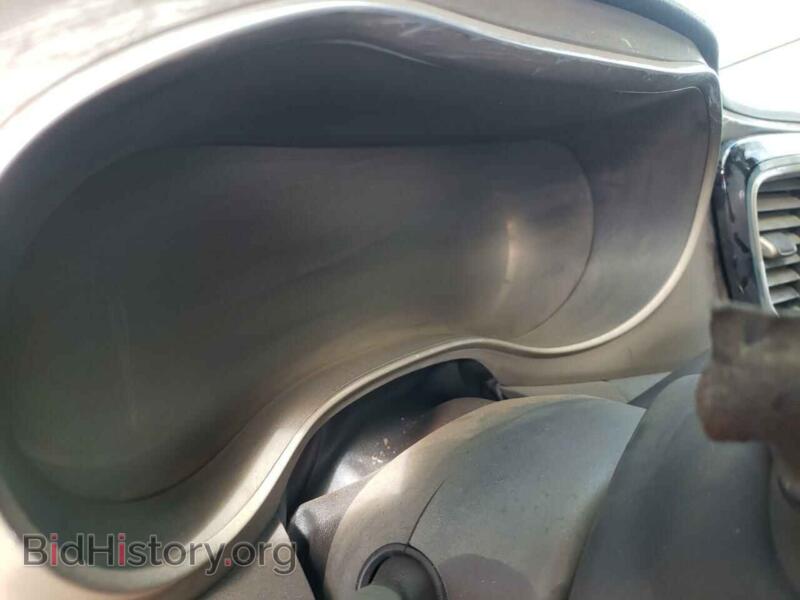 2018 Chrysler PACIFICA (VIN 2C4RC1N72JR213517) — photo 9 of 13