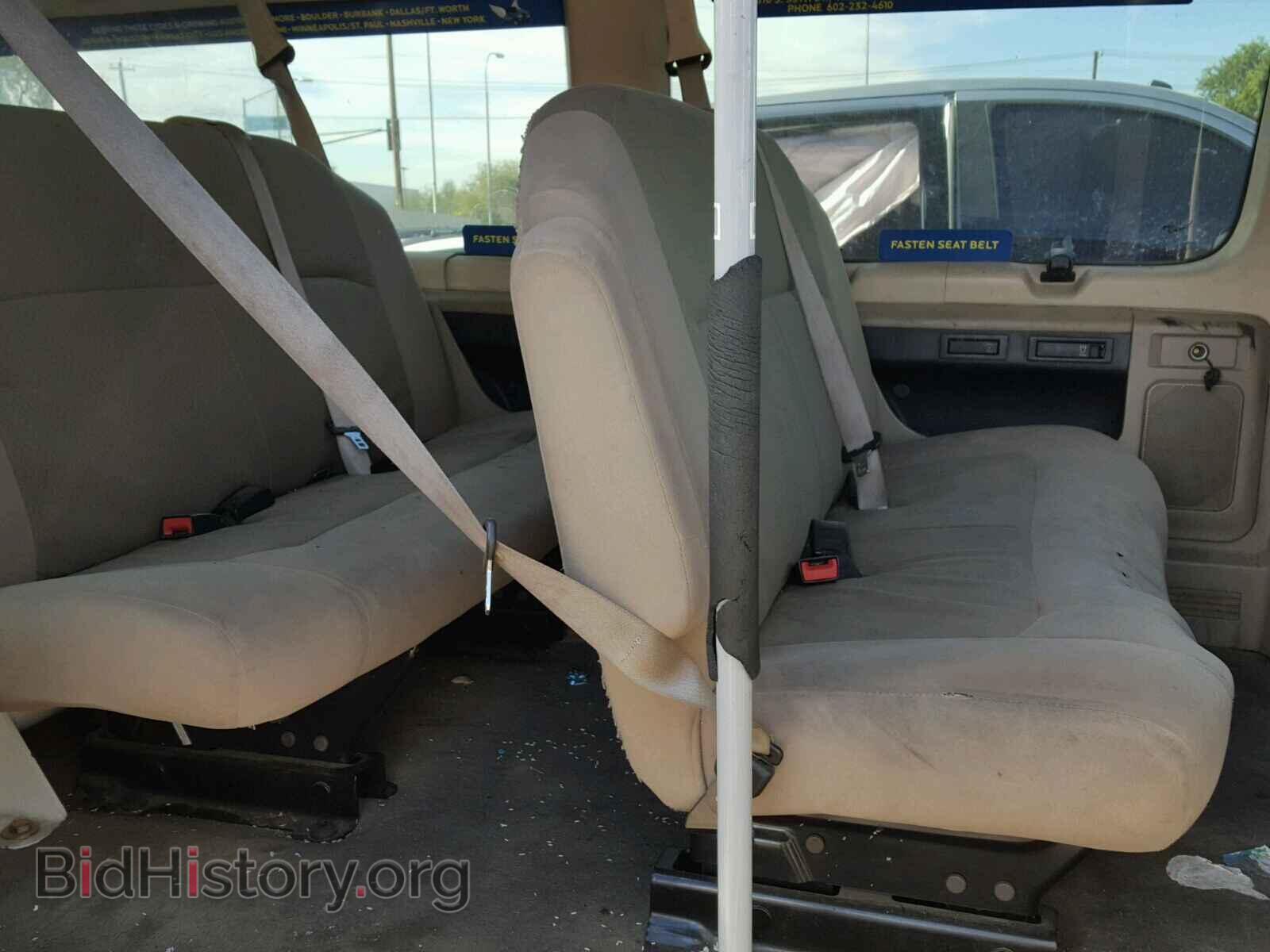 2010 FORD ECONOLINE - VIN: 1FBNE3BL9ADA18267 - Фото 6
