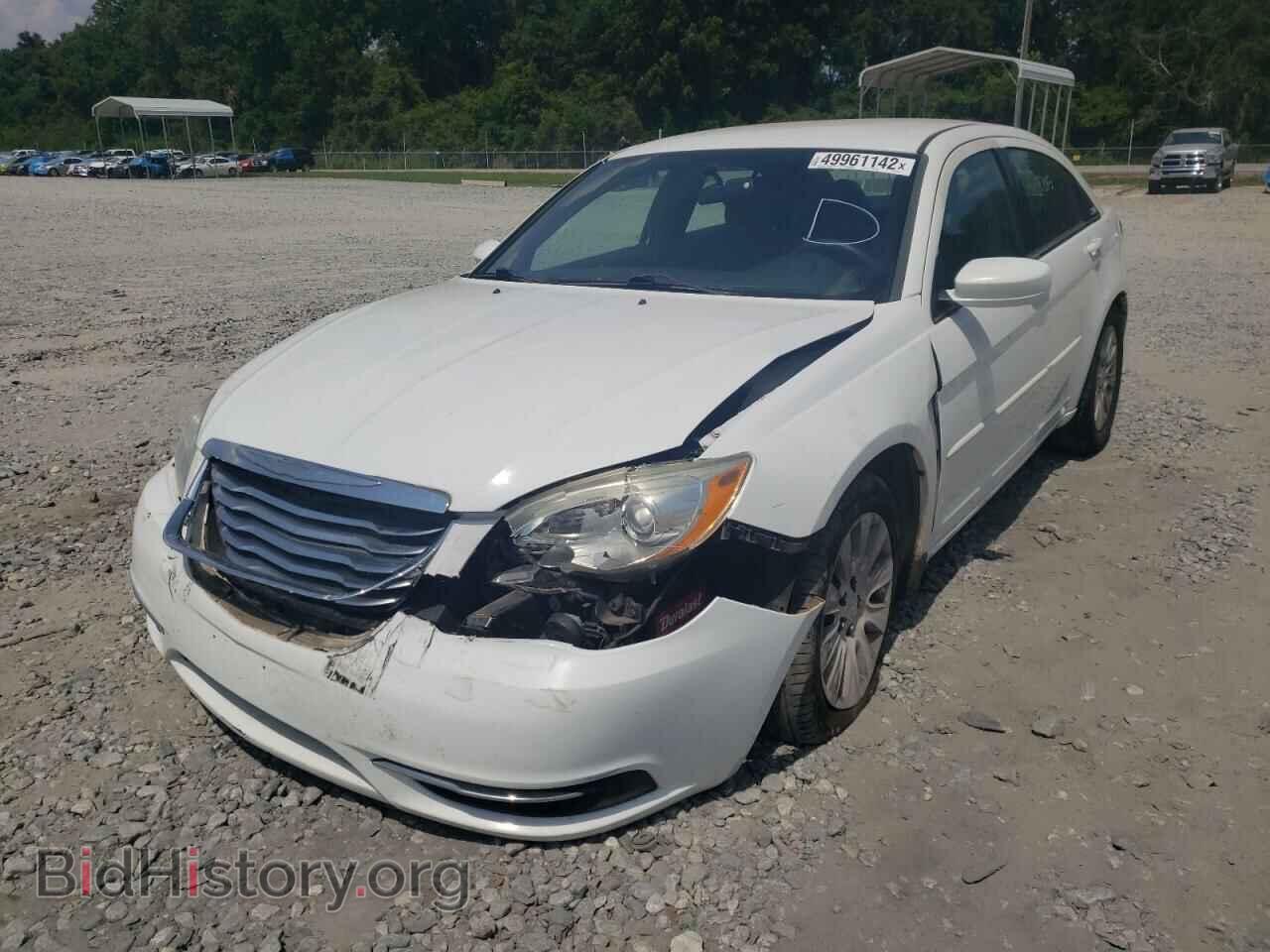 2012 CHRYSLER 200 - VIN: 1C3CCBAB7CN246636 - Фото 2