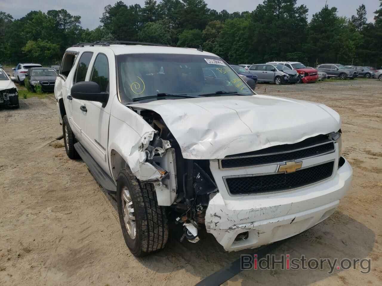 Photo 1GNZKLEG6AR277300 - CHEVROLET SUBURBAN 2010