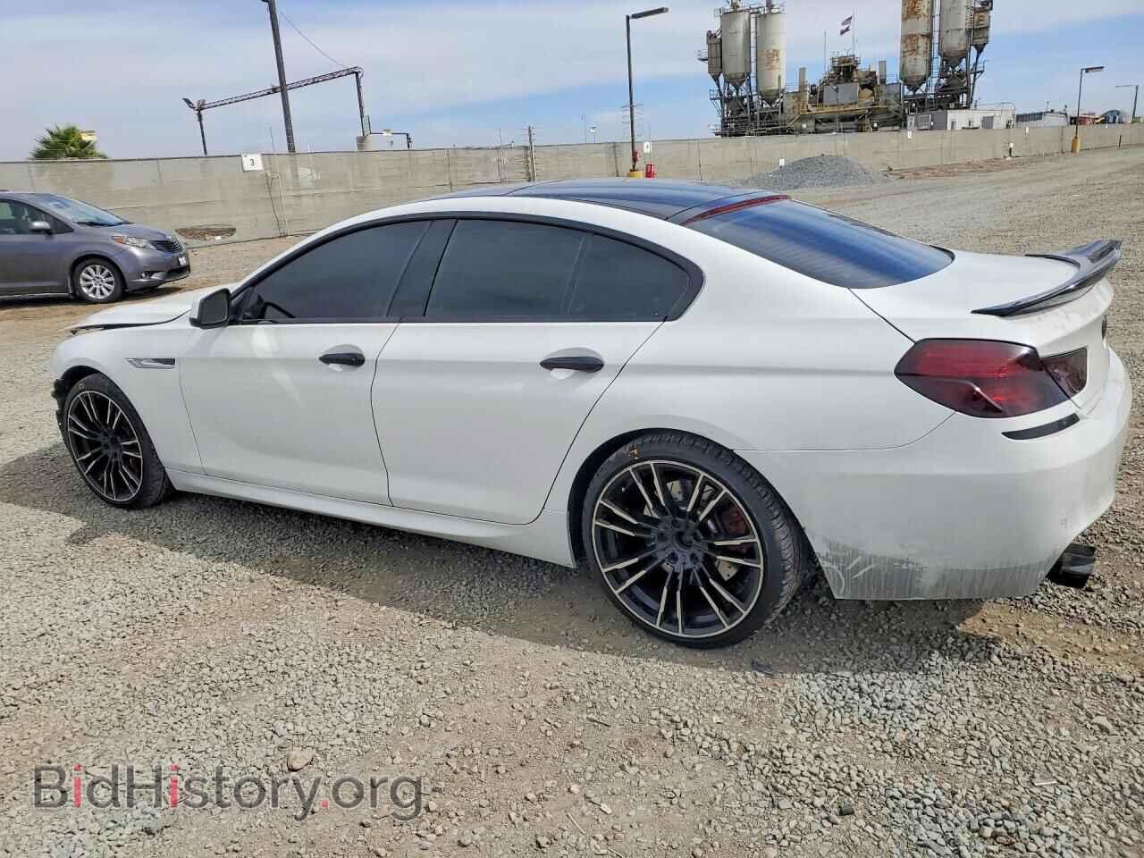 2015 BMW 6 SERIES - VIN: WBA6B4C59FD761210 - Фото 2