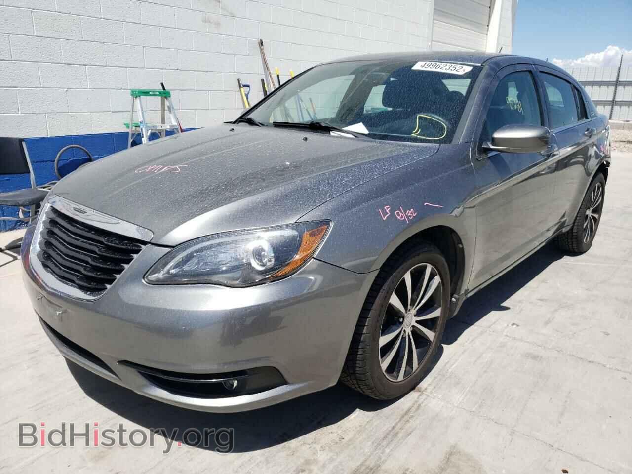 2013 CHRYSLER 200 - VIN: 1C3CCBBB4DN652924 - Фото 2