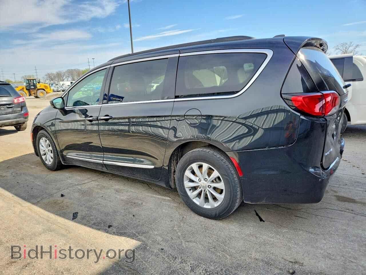 2017 CHRYSLER PACIFICA - VIN: 2C4RC1BG3HR598102 - Фото 2