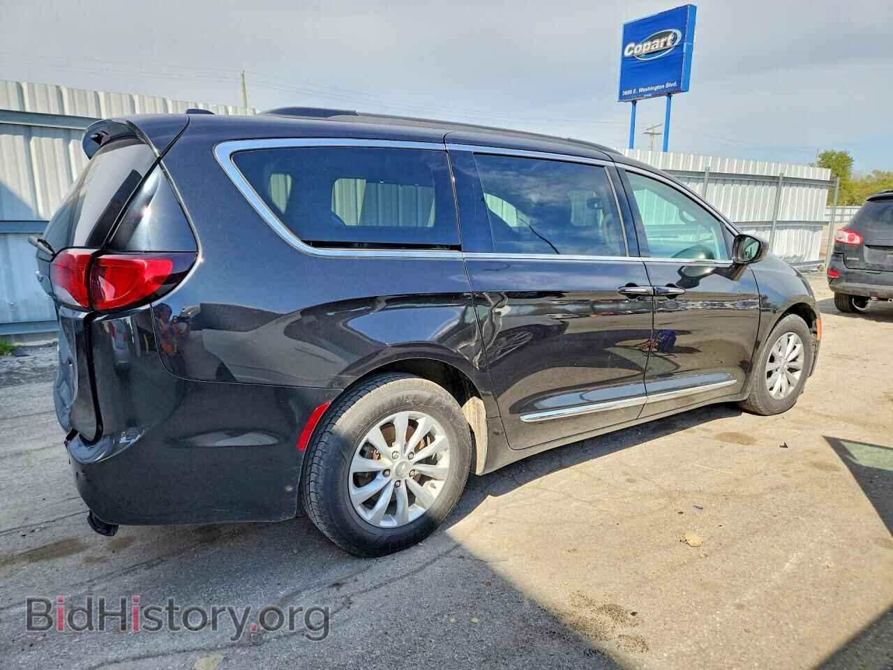 2017 CHRYSLER PACIFICA - VIN: 2C4RC1BG3HR598102 - Фото 3