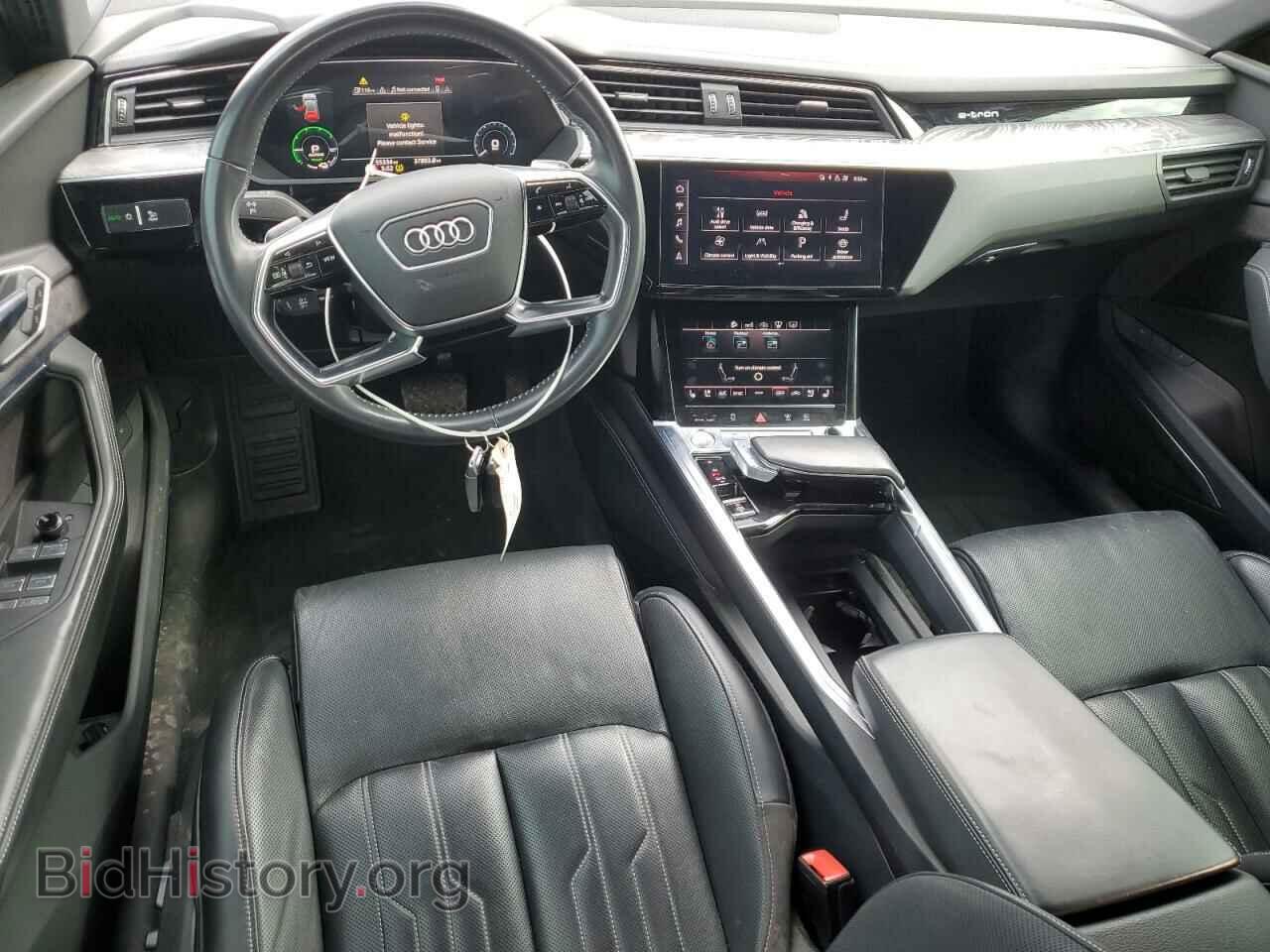 2019 AUDI E-TRON - VIN: WA1VAAGE1KB005834 - Фото 8