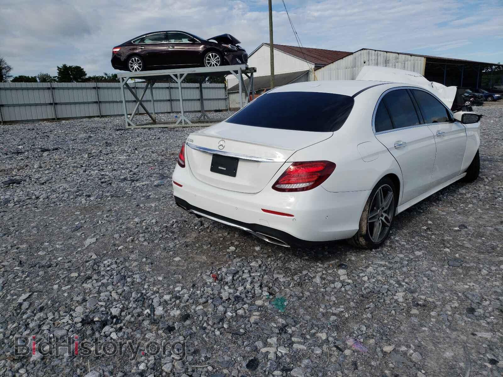 2017 MERCEDES-BENZ E-CLASS - VIN: WDDZF4JB3HA036032 - Фото 4