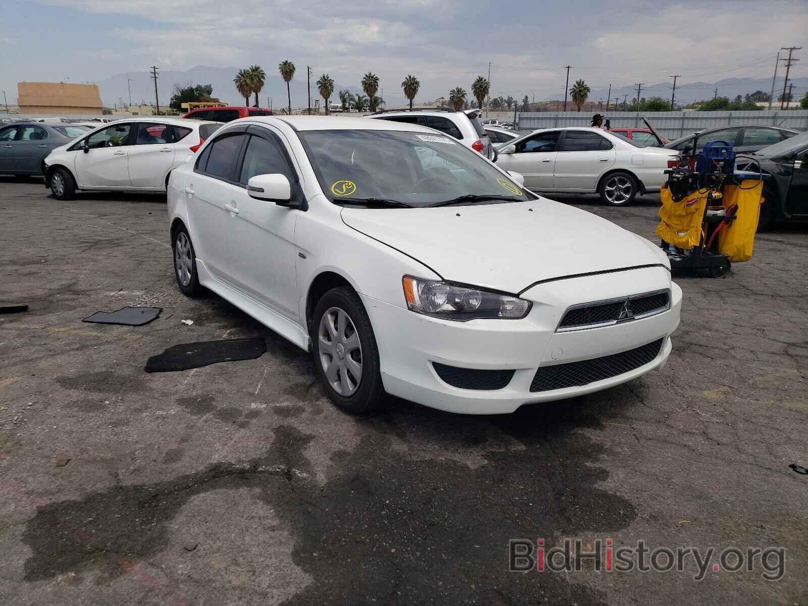 Photo JA32U2FU2FU010564 - MITSUBISHI LANCER 2015