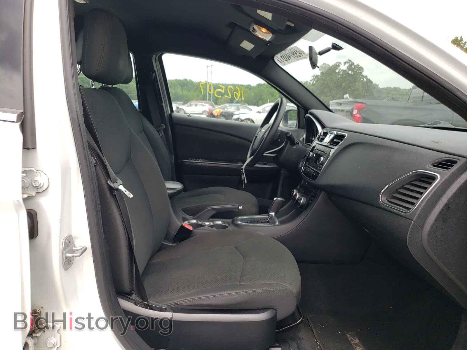 2012 CHRYSLER 200 - VIN: 1C3CCBAB9CN145047 - Фото 5
