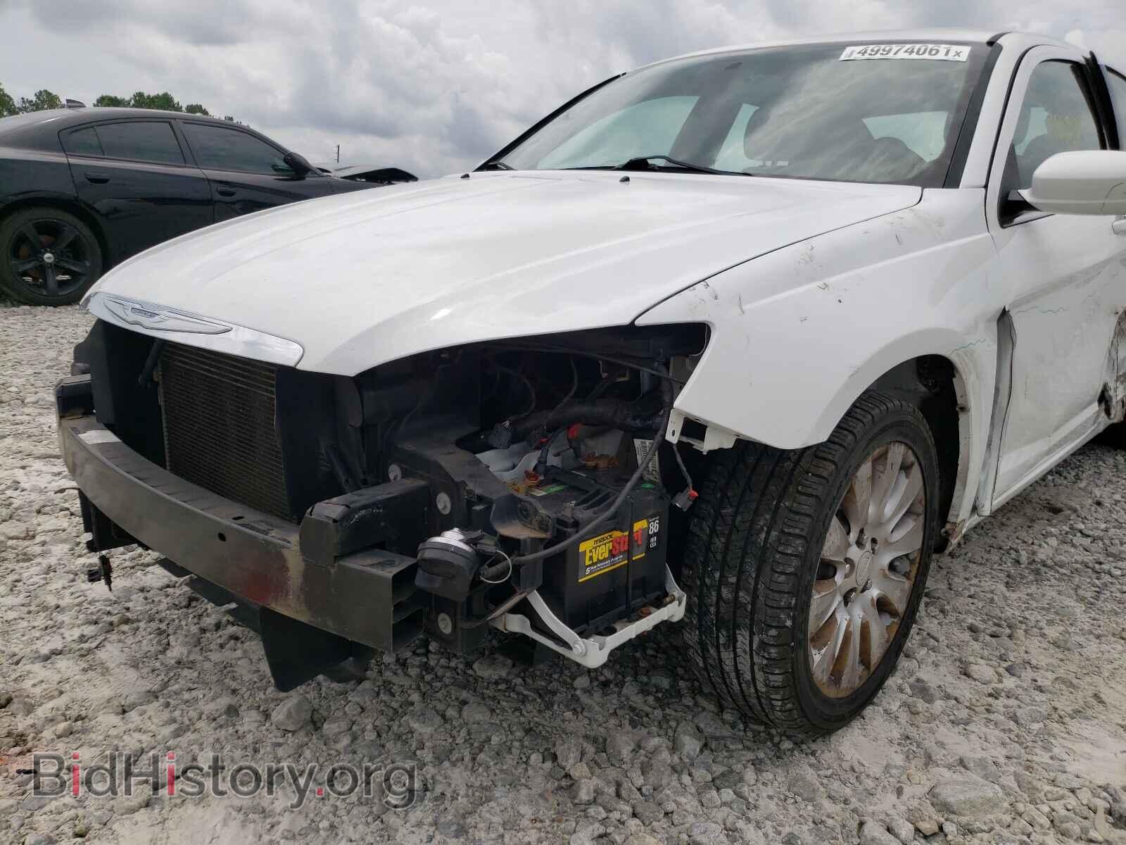 2012 CHRYSLER 200 - VIN: 1C3CCBAB9CN145047 - Фото 9