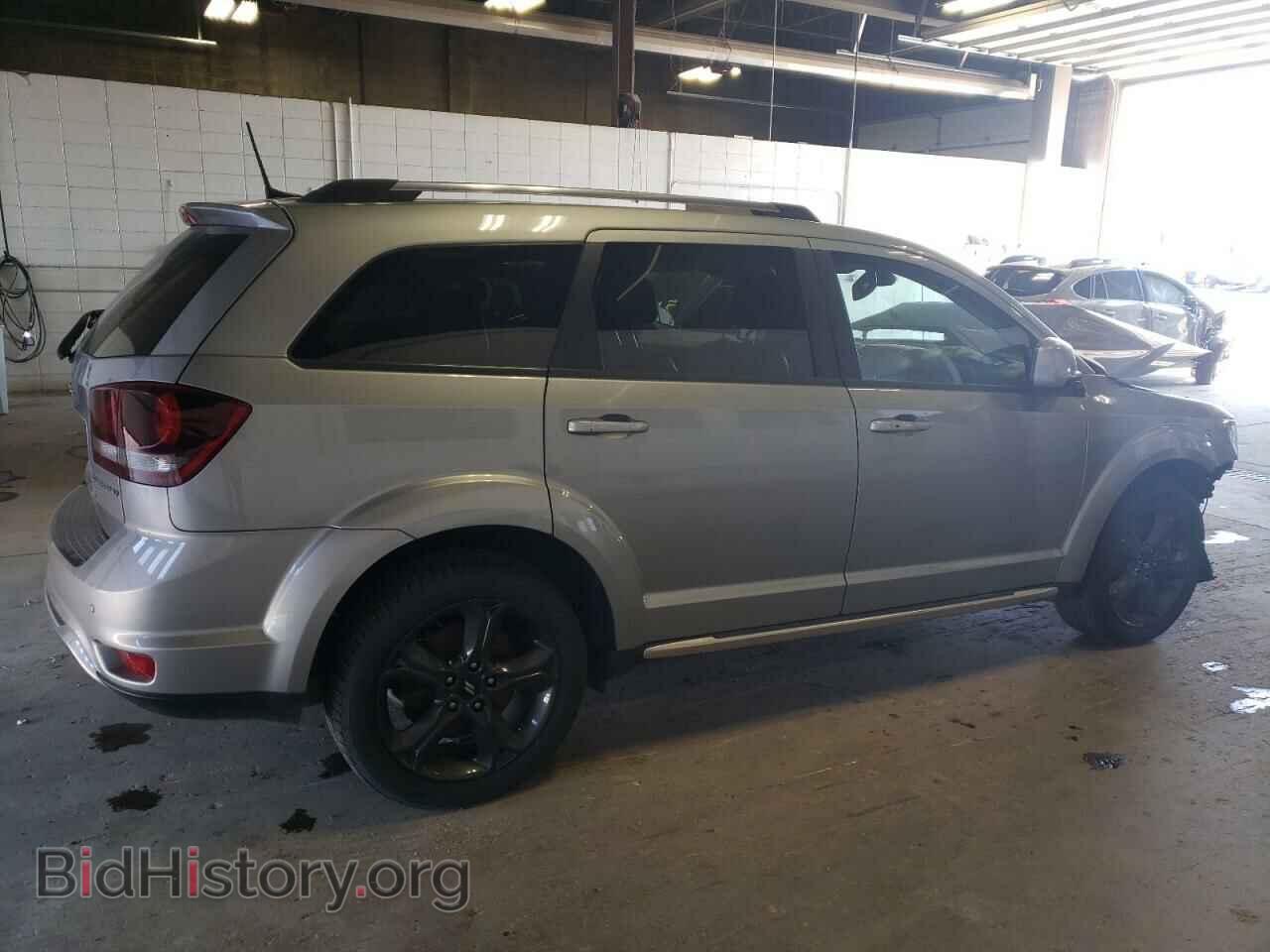 2020 DODGE JOURNEY - VIN: 3C4PDCGB4LT188430 - Фото 3