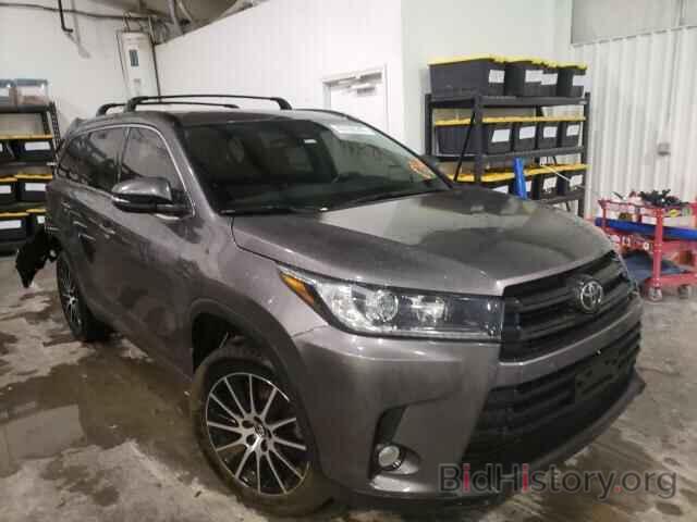 Photo 5TDJZRFH2HS515912 - TOYOTA HIGHLANDER 2017