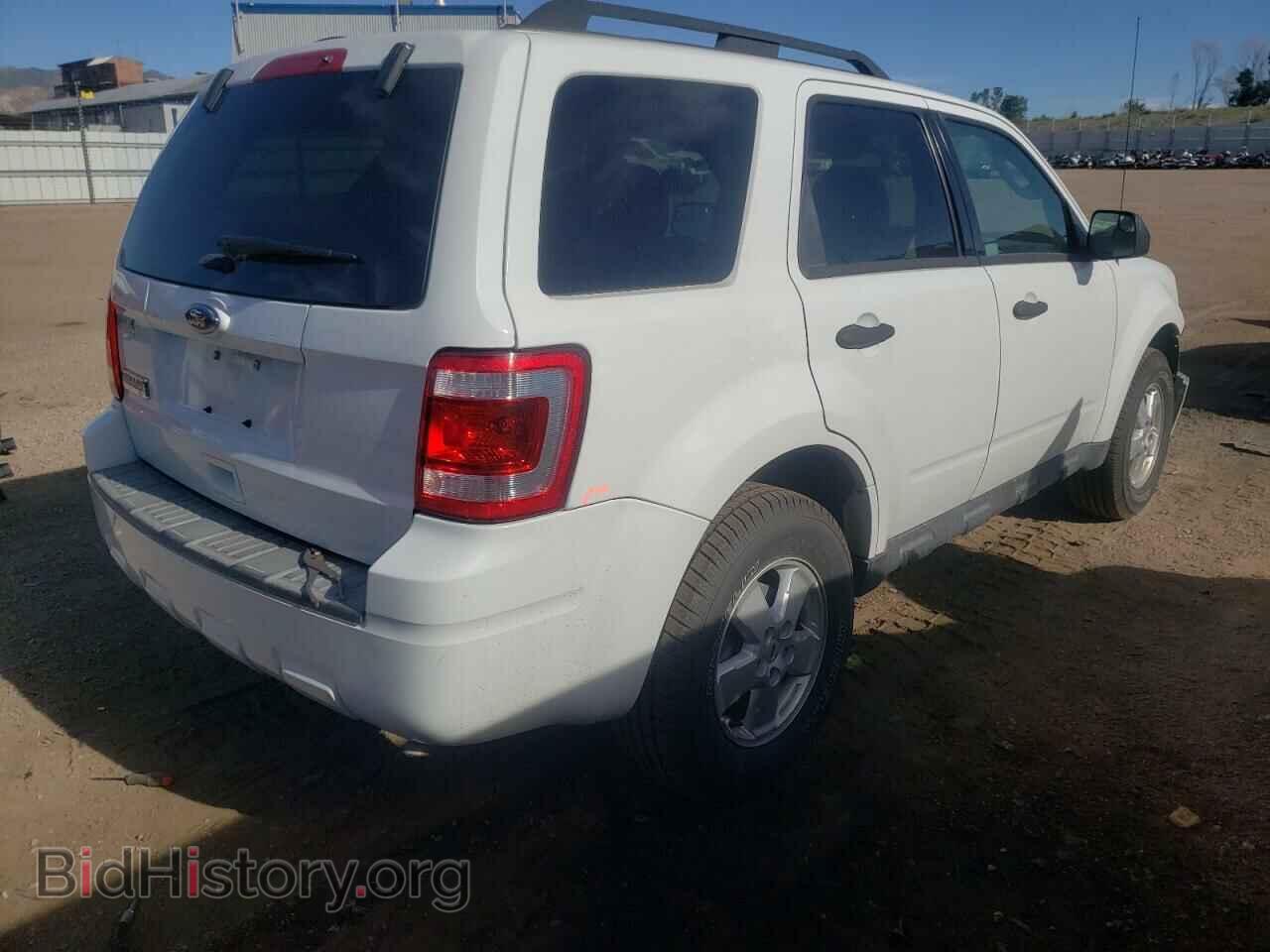 2011 FORD ESCAPE - VIN: 1FMCU9D76BKB74428 - Фото 4