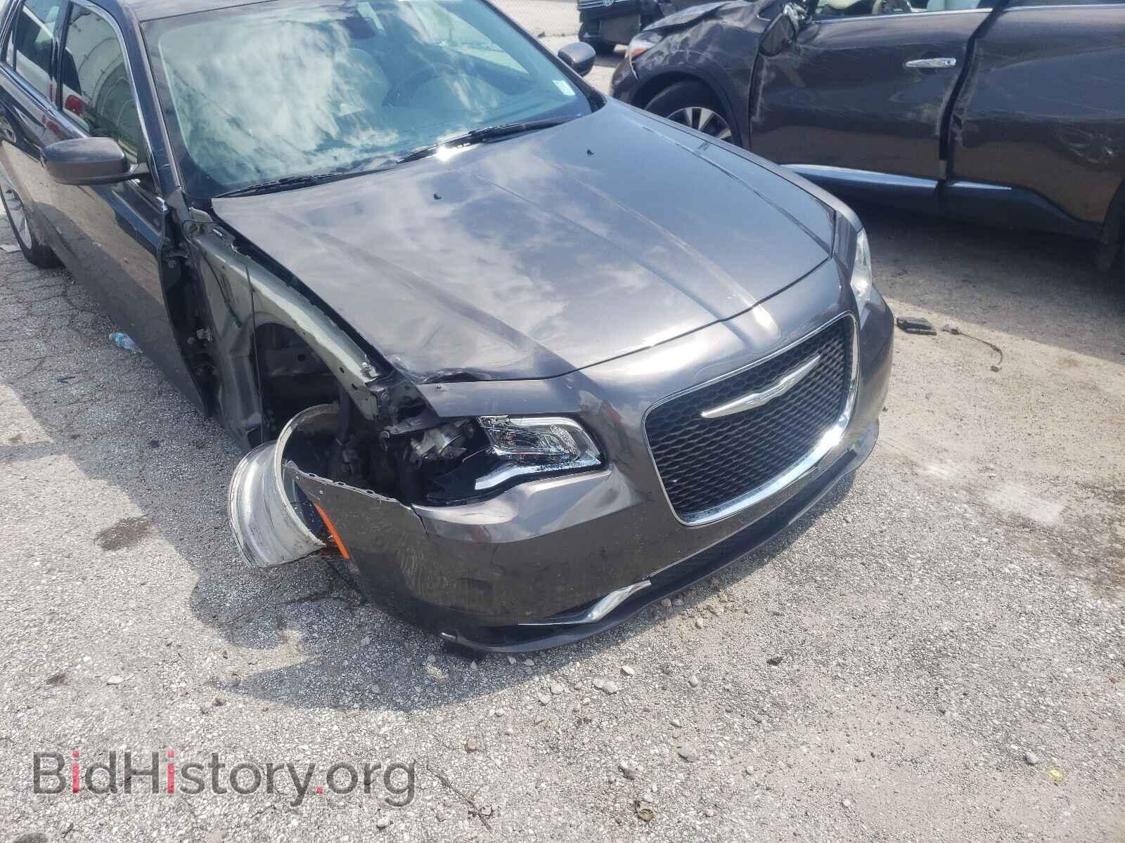 2015 CHRYSLER 300 - VIN: 2C3CCAAG2FH920551 - Фото 9
