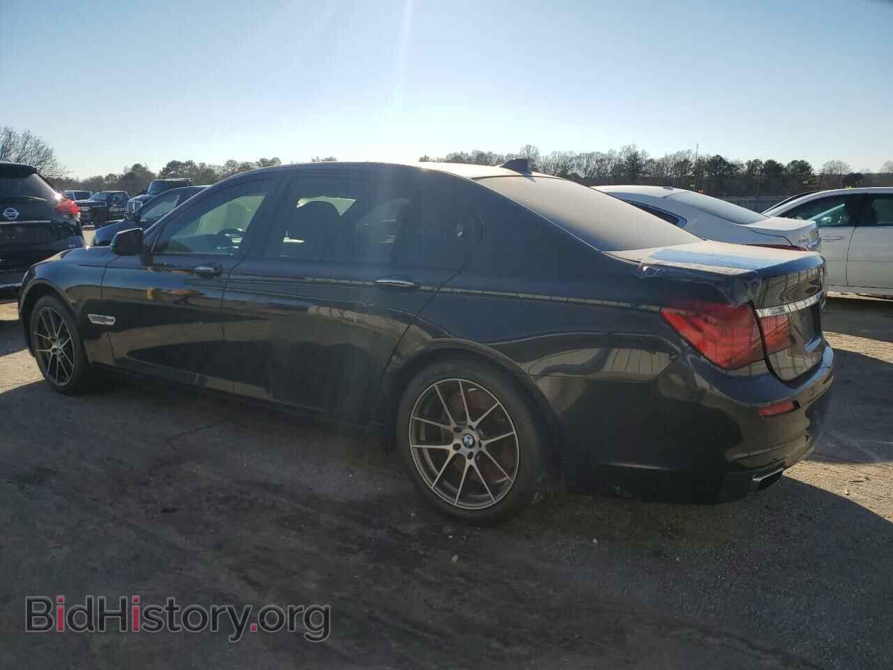 2014 BMW 7 SERIES - VIN: WBAYE8C51ED135060 - Фото 2