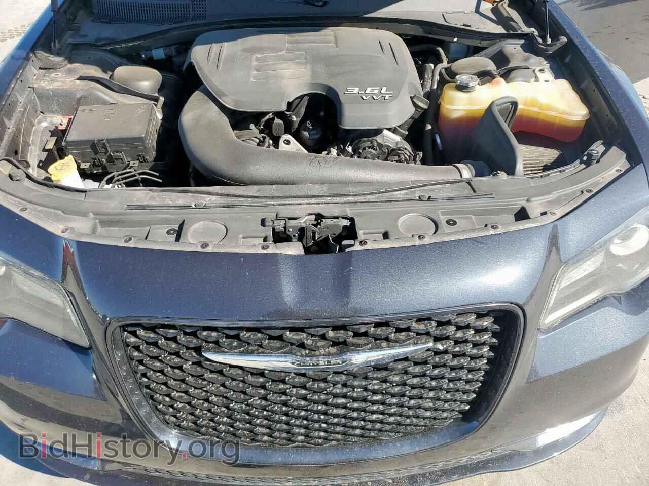 2016 CHRYSLER 300 - VIN: 2C3CCAGG1GH296511 - Фото 11