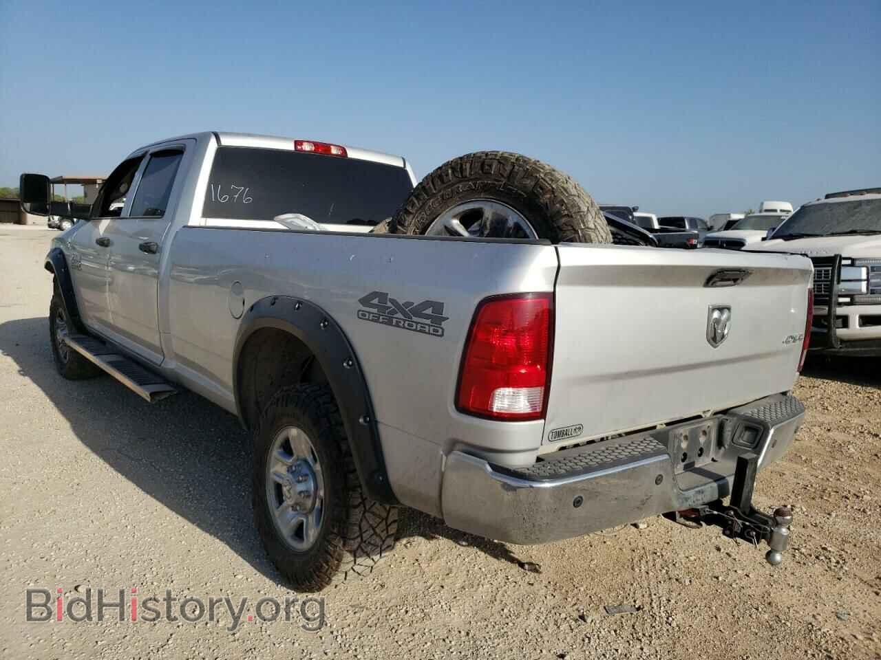 2018 RAM 2500 - VIN: 3C6UR5HL3JG314989 - Photo 3