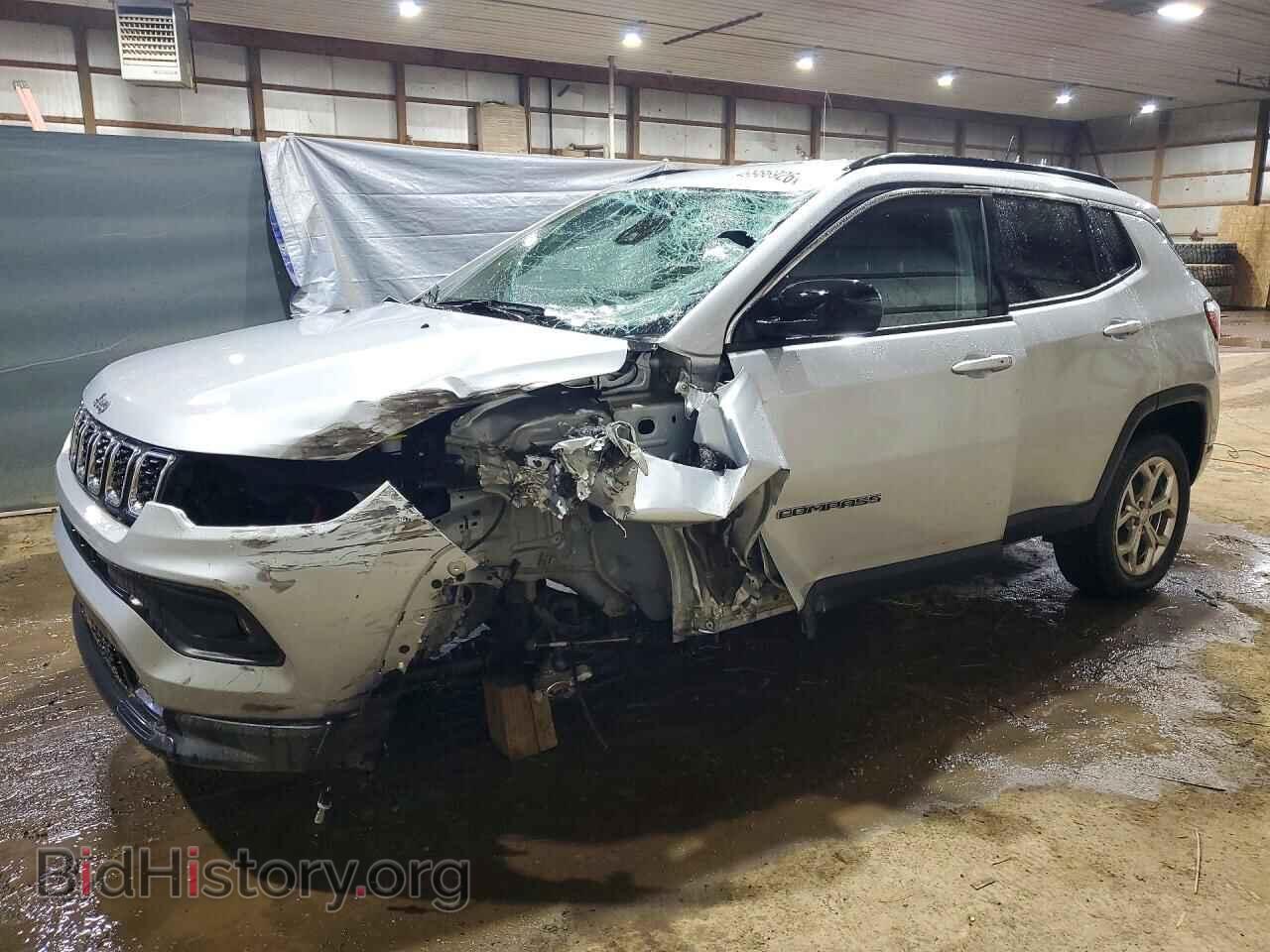 Photo 3C4NJDBN2RT117615 - JEEP COMPASS 2024