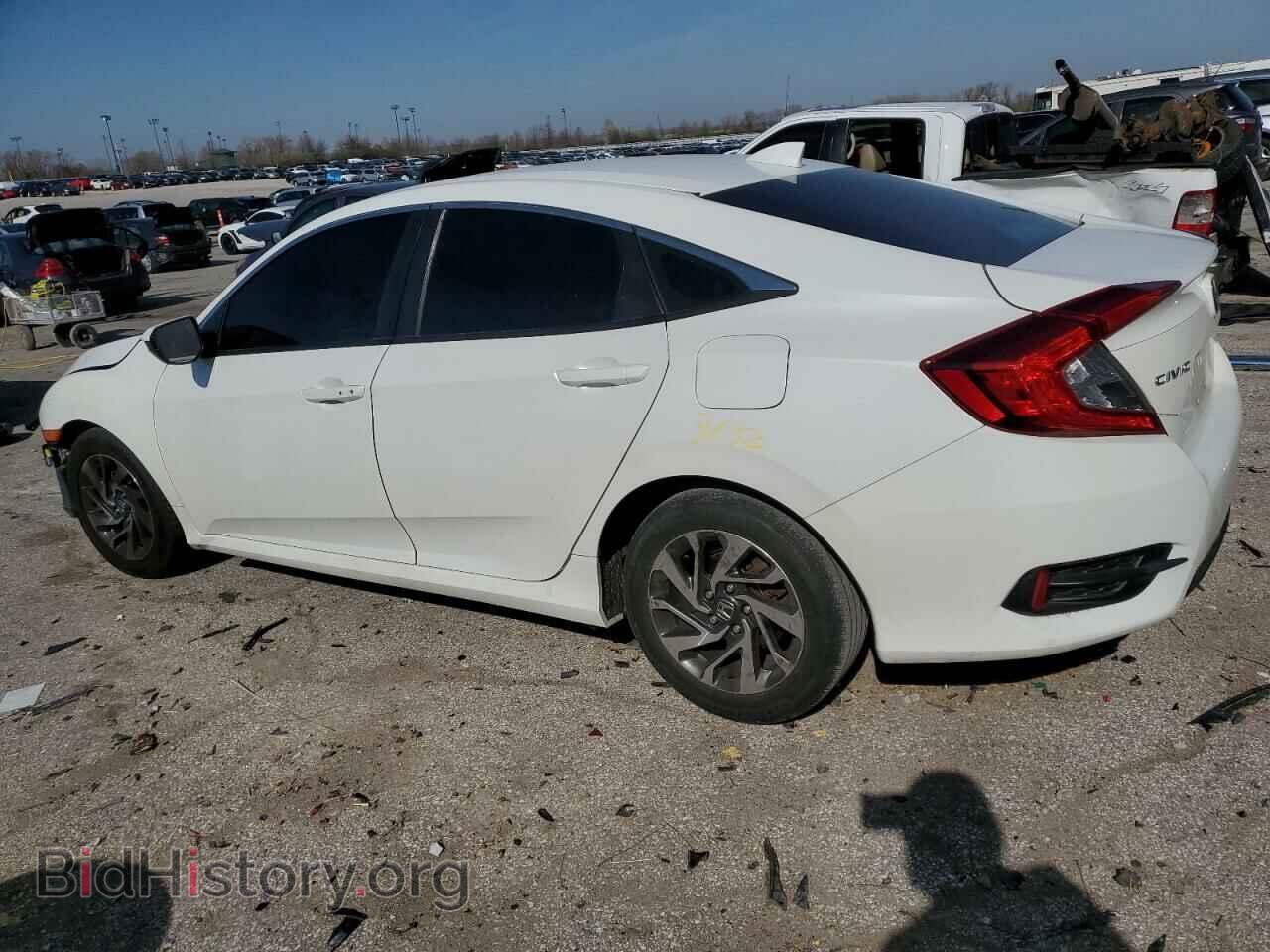 2018 HONDA CIVIC - VIN: 2HGFC2F79JH518088 - Фото 2