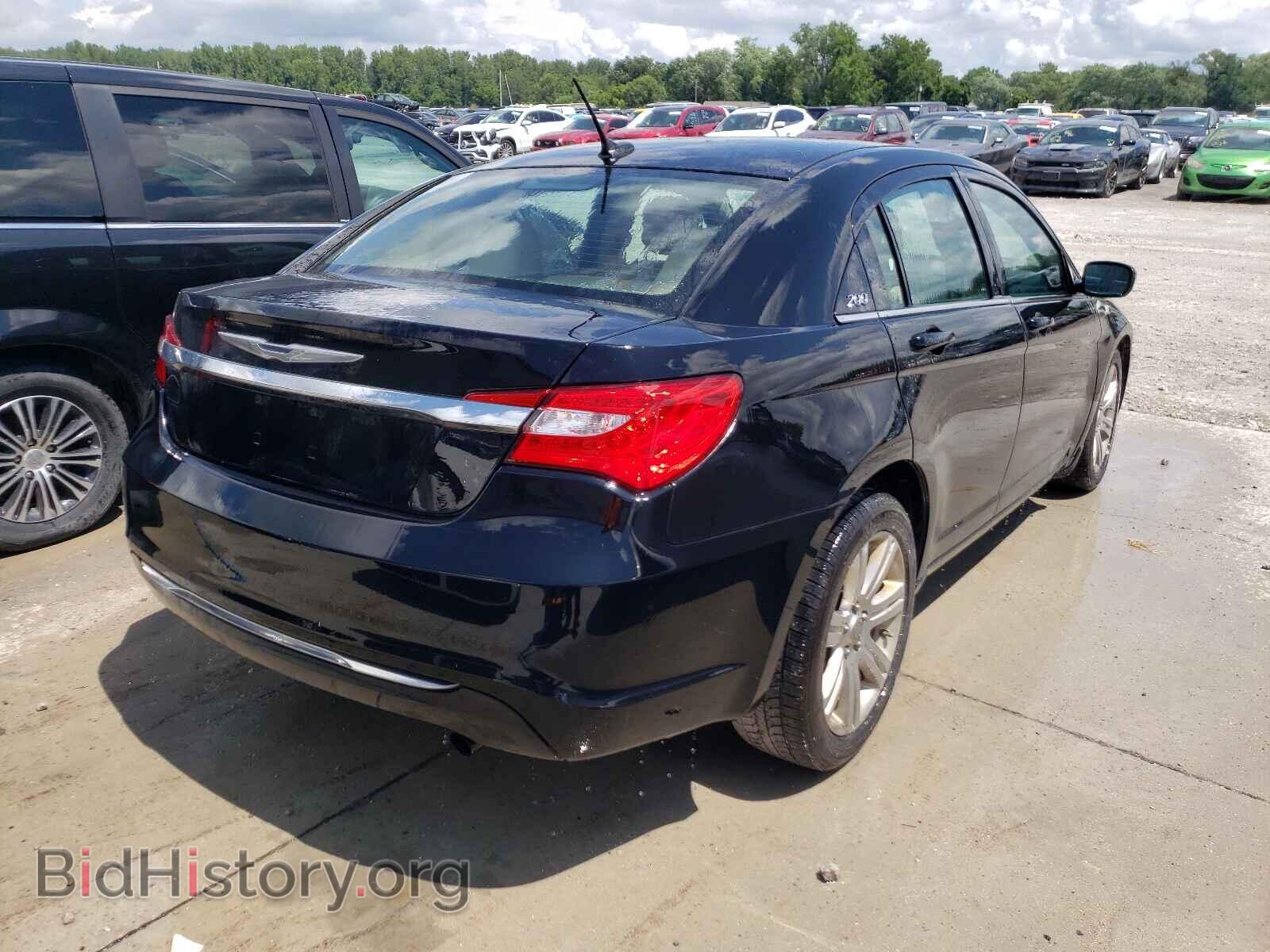 2013 CHRYSLER 200 - VIN: 1C3CCBAB4DN687075 - Photo 4