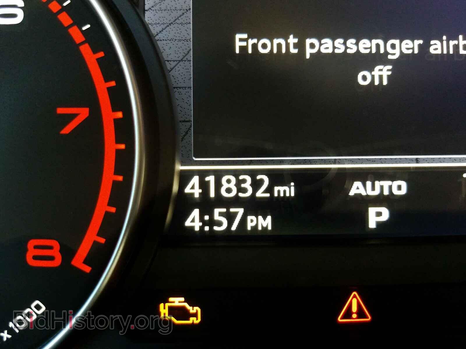 2017 AUDI A4 - VIN: WAUGMAF41HN050016 - Фото 8