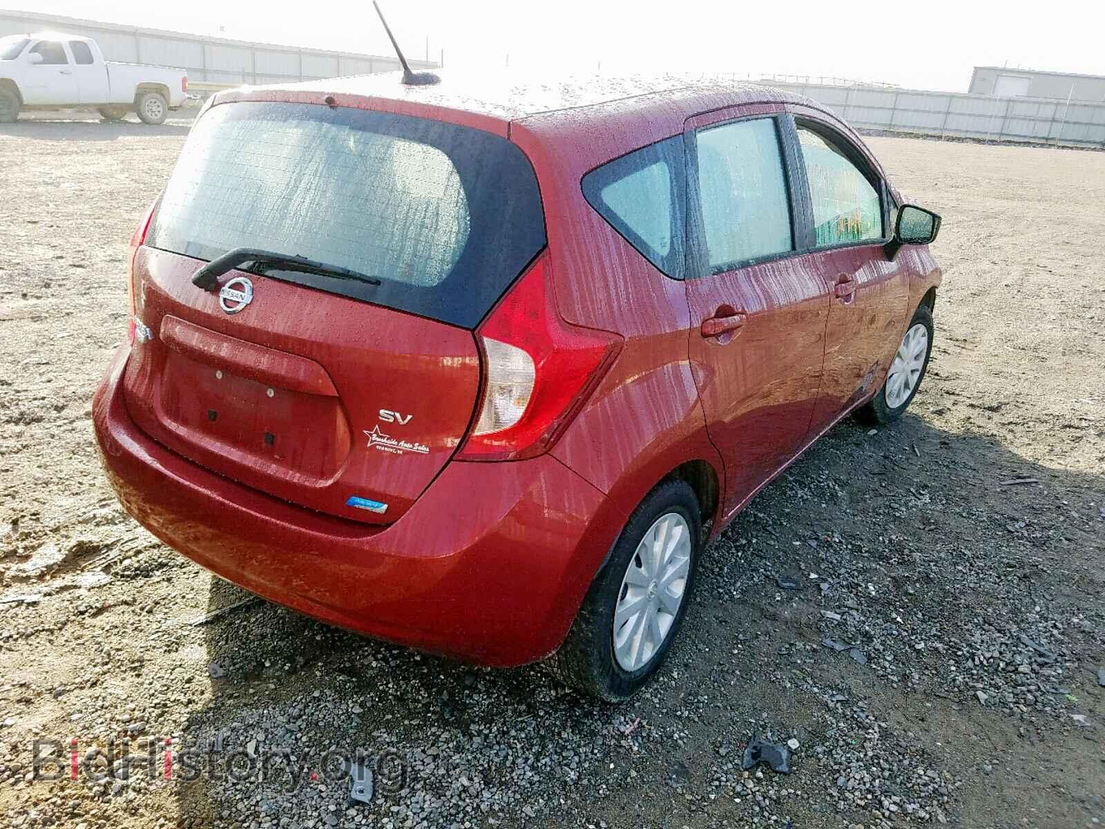 2016 NISSAN VERSA - VIN: 3N1CE2CP2GL369929 - Photo 4