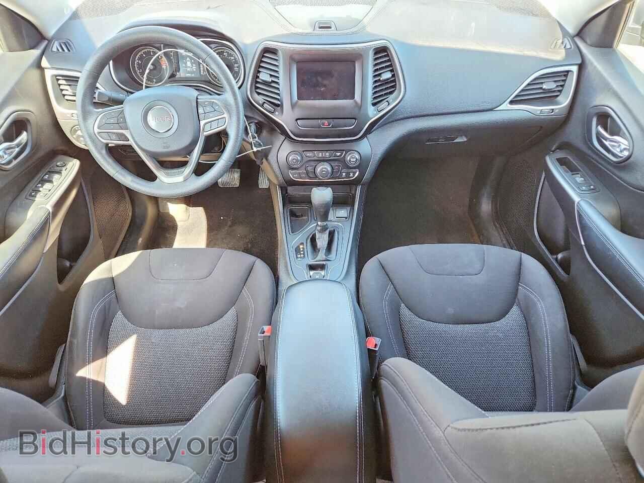 2019 JEEP CHEROKEE - VIN: 1C4PJLCB7KD128550 - Фото 8