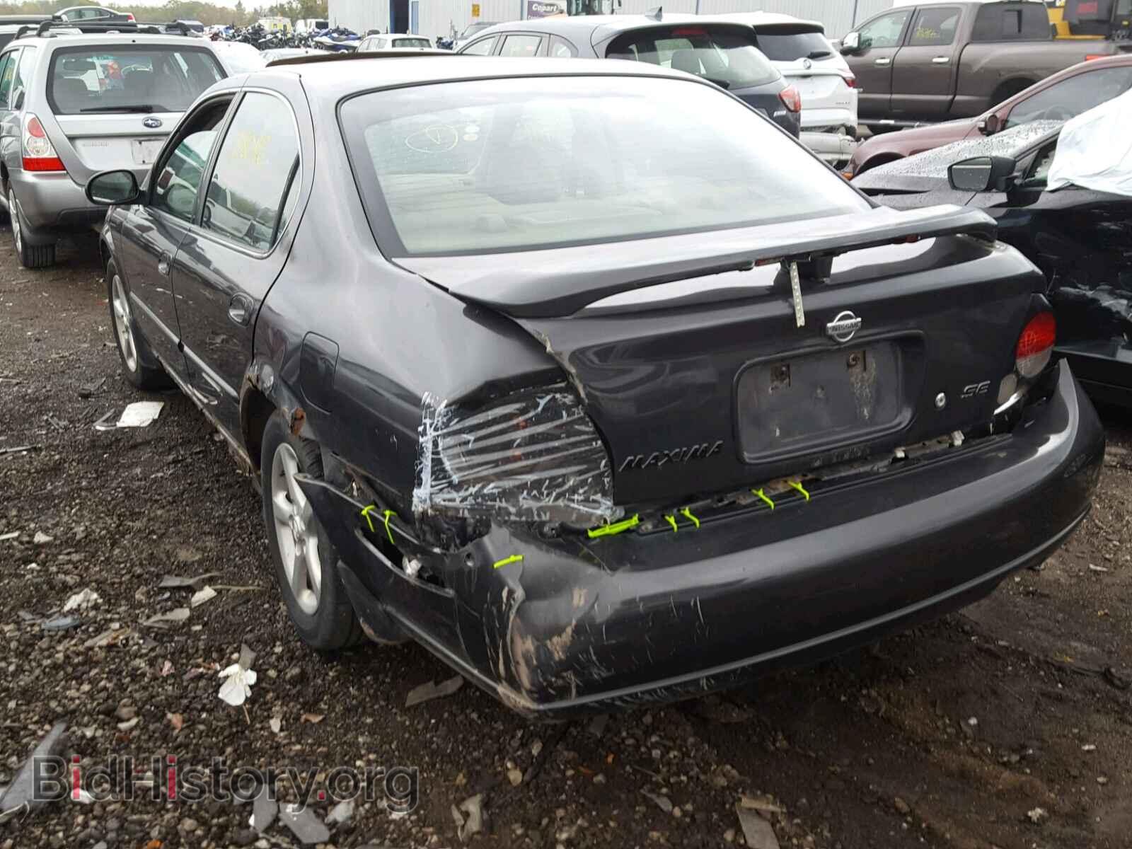 2000 NISSAN MAXIMA - VIN: JN1CA31A2YT005152 - Photo 3