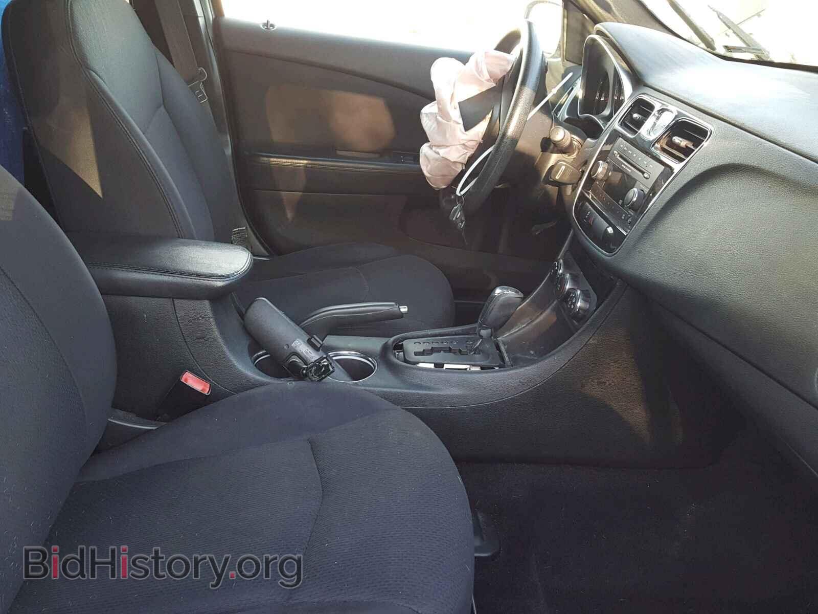 2012 CHRYSLER 200 - VIN: 1C3CCBAB6CN268613 - Фото 5