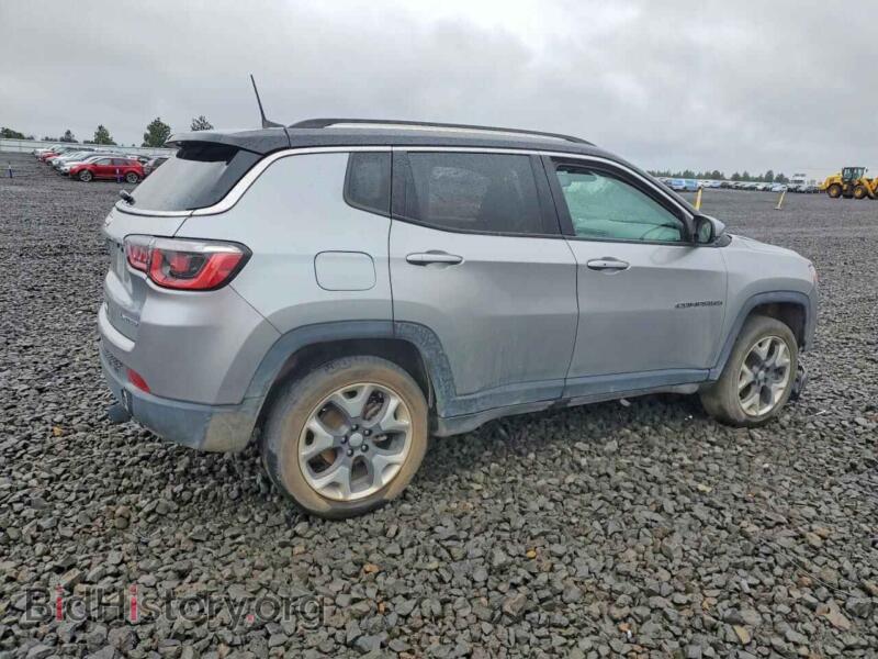 2018 Jeep COMPASS (VIN 3C4NJDCB0JT329051) — photo 3 of 12