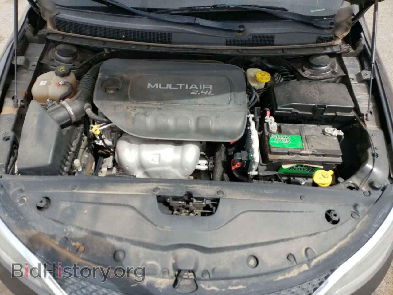 2016 CHRYSLER 200 - VIN: 1C3CCCAB2GN142339 - Photo 11