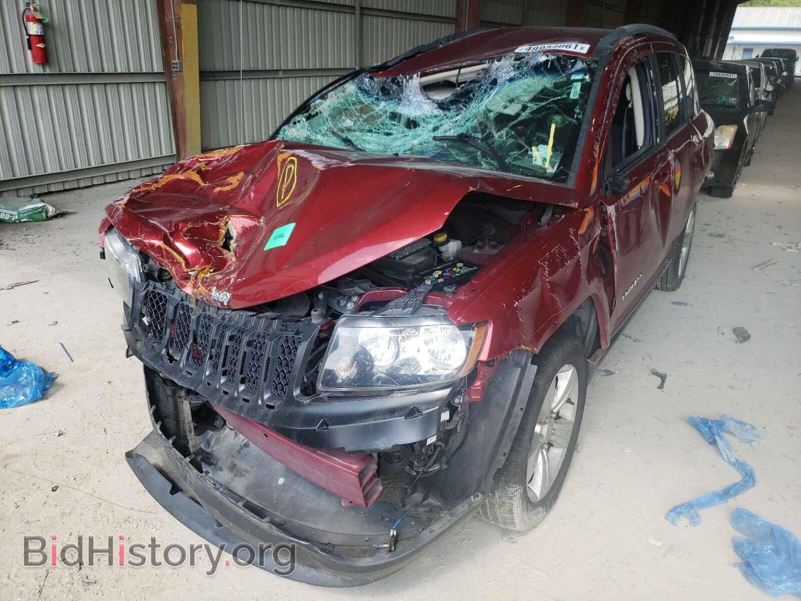 2017 JEEP COMPASS - VIN: 1C4NJDBB8HD142853 - Photo 2