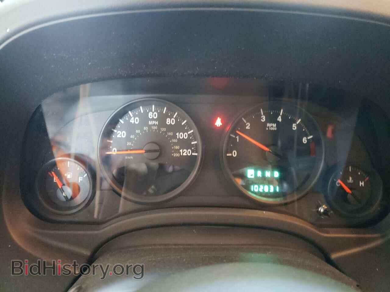 2013 JEEP COMPASS - VIN: 1C4NJDBB1DD271933 - Photo 8