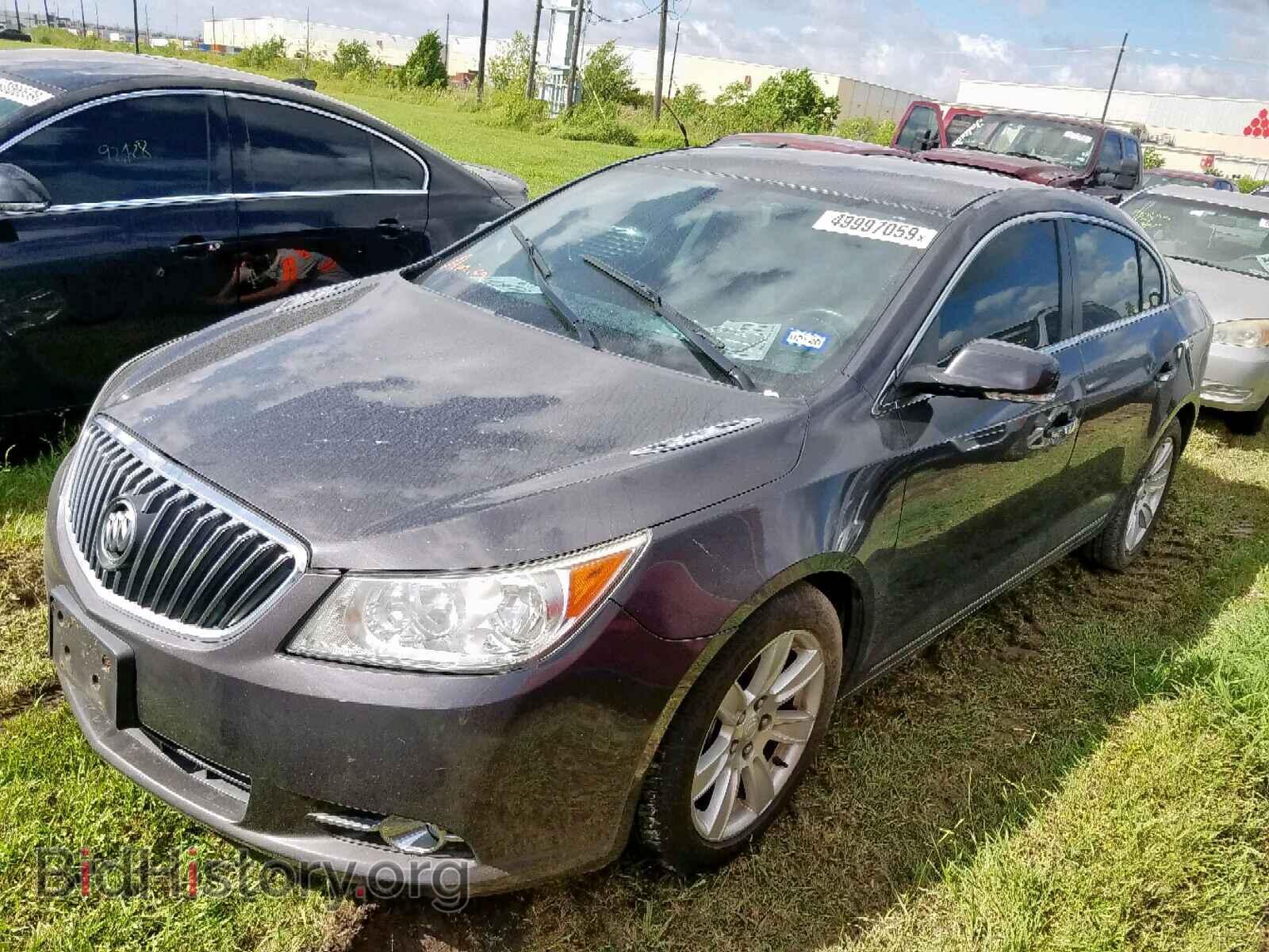2013 BUICK LACROSSE - VIN: 1G4GC5E38DF203822 - Фото 2