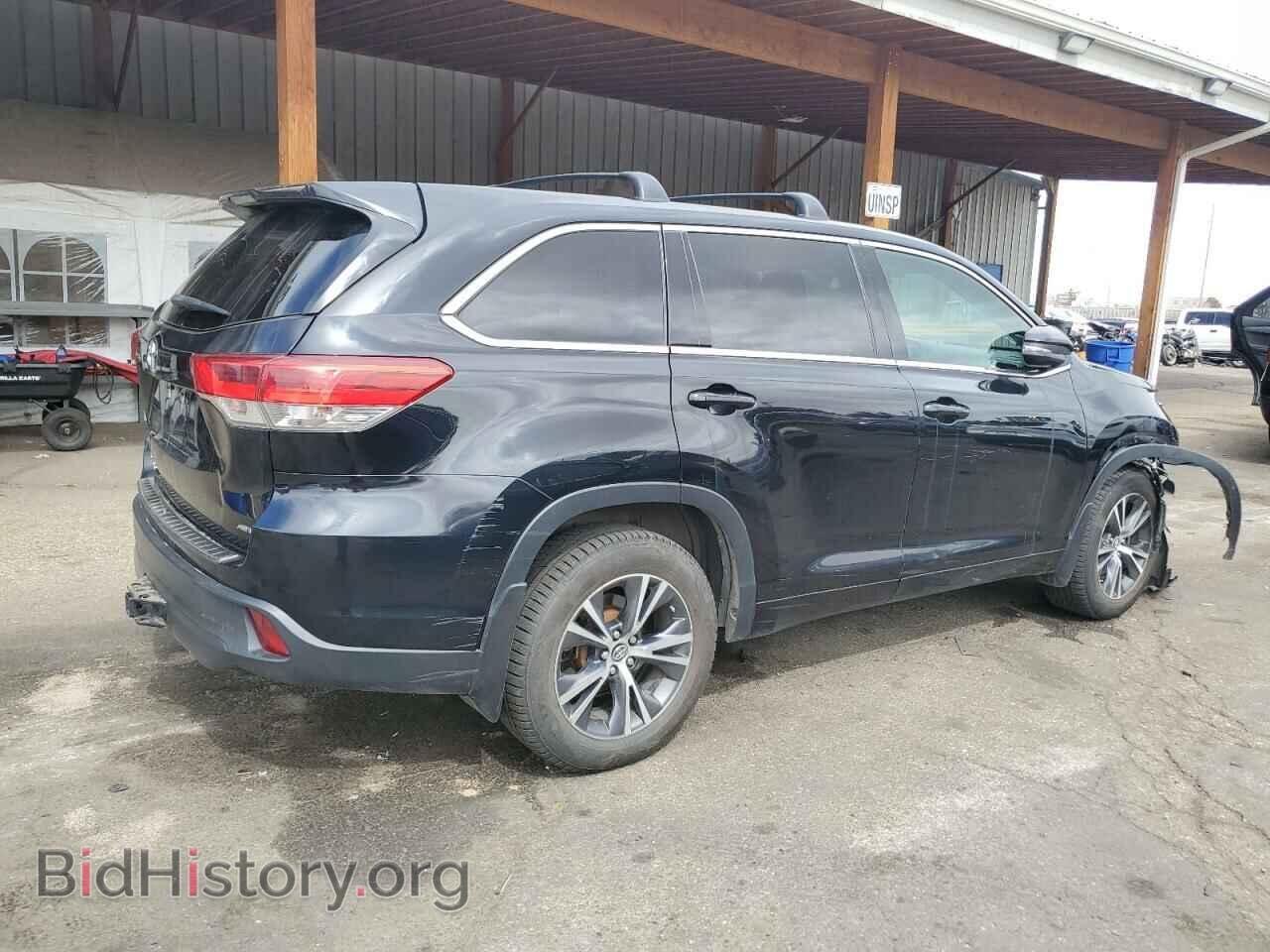 2017 TOYOTA HIGHLANDER - VIN: 5TDBZRFH7HS433193 - Фото 3