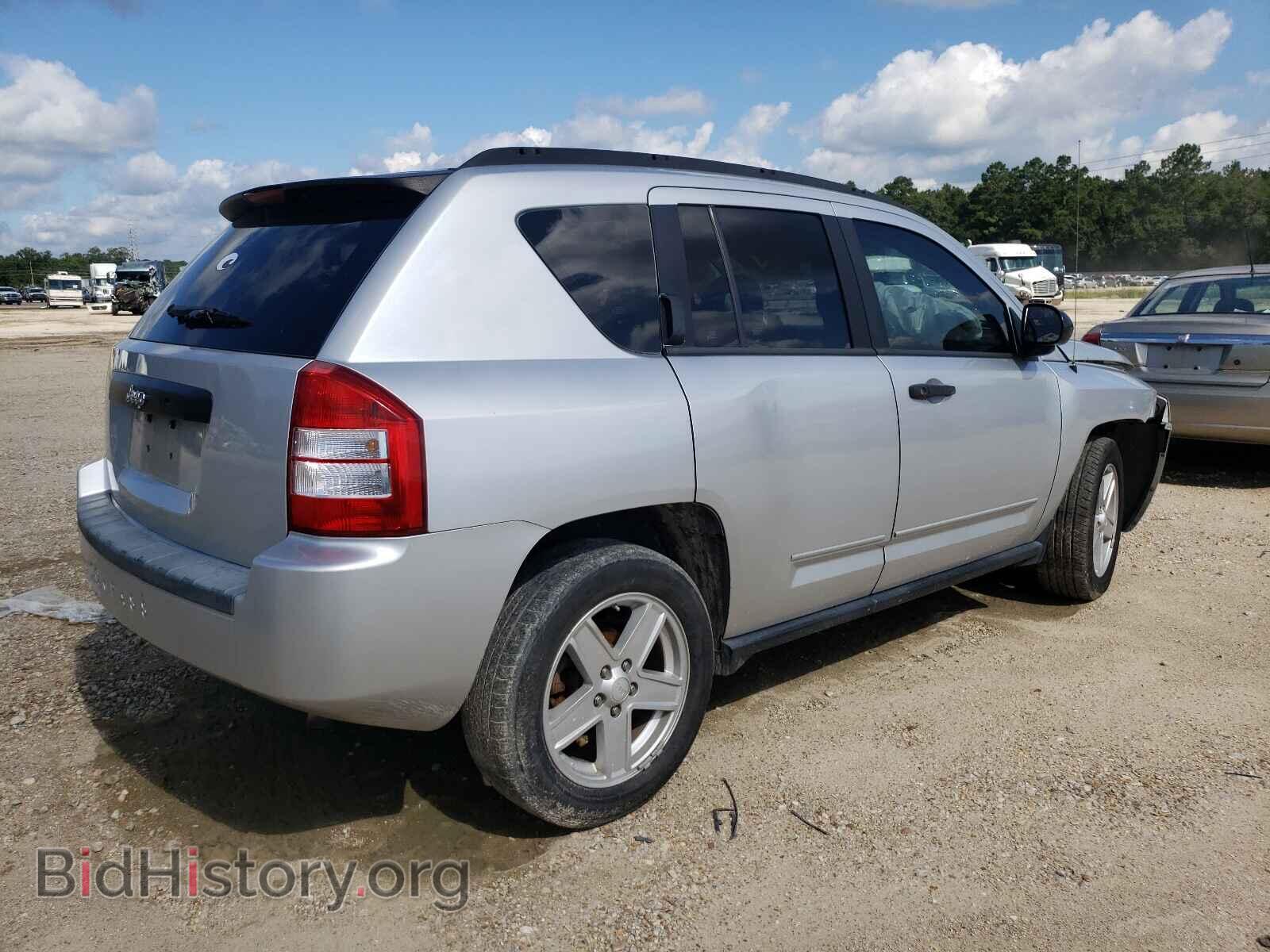 2008 JEEP COMPASS - VIN: 1J8FT47W88D500973 - Фото 4