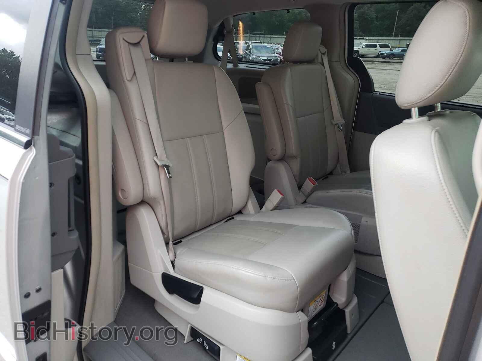 2008 CHRYSLER MINIVAN - VIN: 2A8HR54P38R118065 - Фото 6