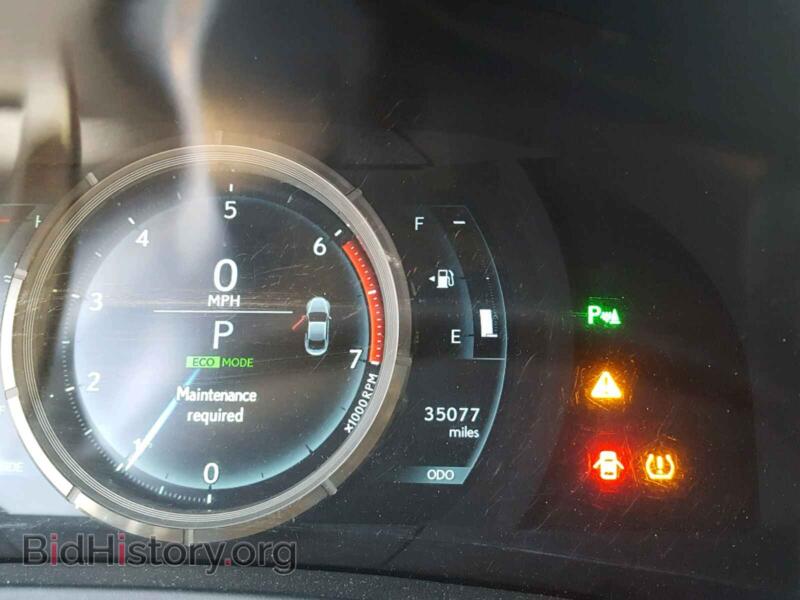 2016 Lexus RC (VIN JTHHA5BC5G5000401) — photo 8 of 10