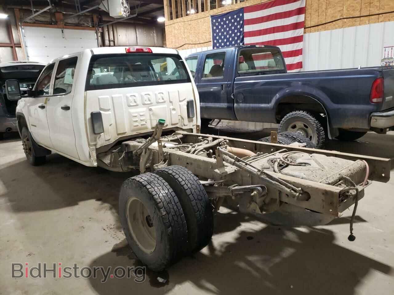 2015 GMC SIERRA - VIN: 1GD421C80FF152235 - Фото 2