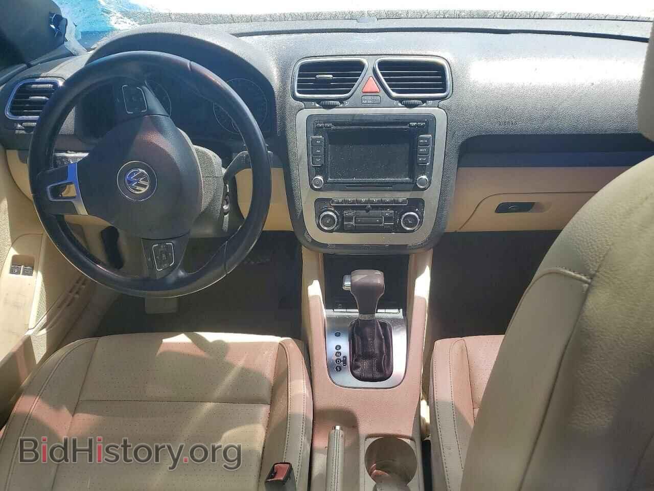 2011 VOLKSWAGEN EOS - VIN: WVWBA7AH2BV001983 - Фото 8