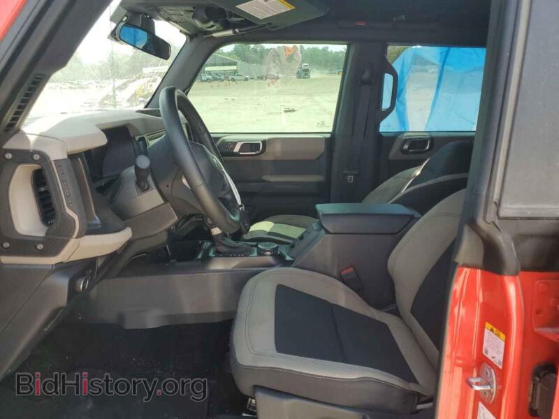 2021 Ford BRONCO (VIN 1FMDE5BHXMLA82533) — фото 7 из 13